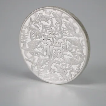 Çin Koi Balık Hatıra Gümüş Kaplama Şanslı Sikke Feng Shui Maskot Antik Kabartmalı Koleksiyon Paraları Hediyelik Eşya Hediye
