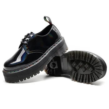 Tek Ayakkabı Parlak Deri 3-Delik İngiliz Tarzı Yuvarlak Ayak Dantel-Up Inek Derisi Martin Ayakkabı Rahat Moda Rahat kadın Çizmeler
