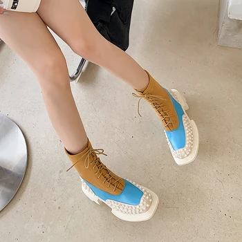 FEDONAS Açık Moda Yeni Kadın yarım çizmeler Perçinler Kare Ayak Hakiki Deri Dantel-Up Kalın Topuklu Ayakkabı Kadın Motosiklet Çizmeler