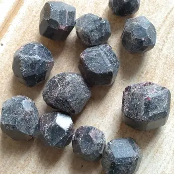 Doğal Kaba Granat, Açılmamış Kaya Taşı Kristal Ham